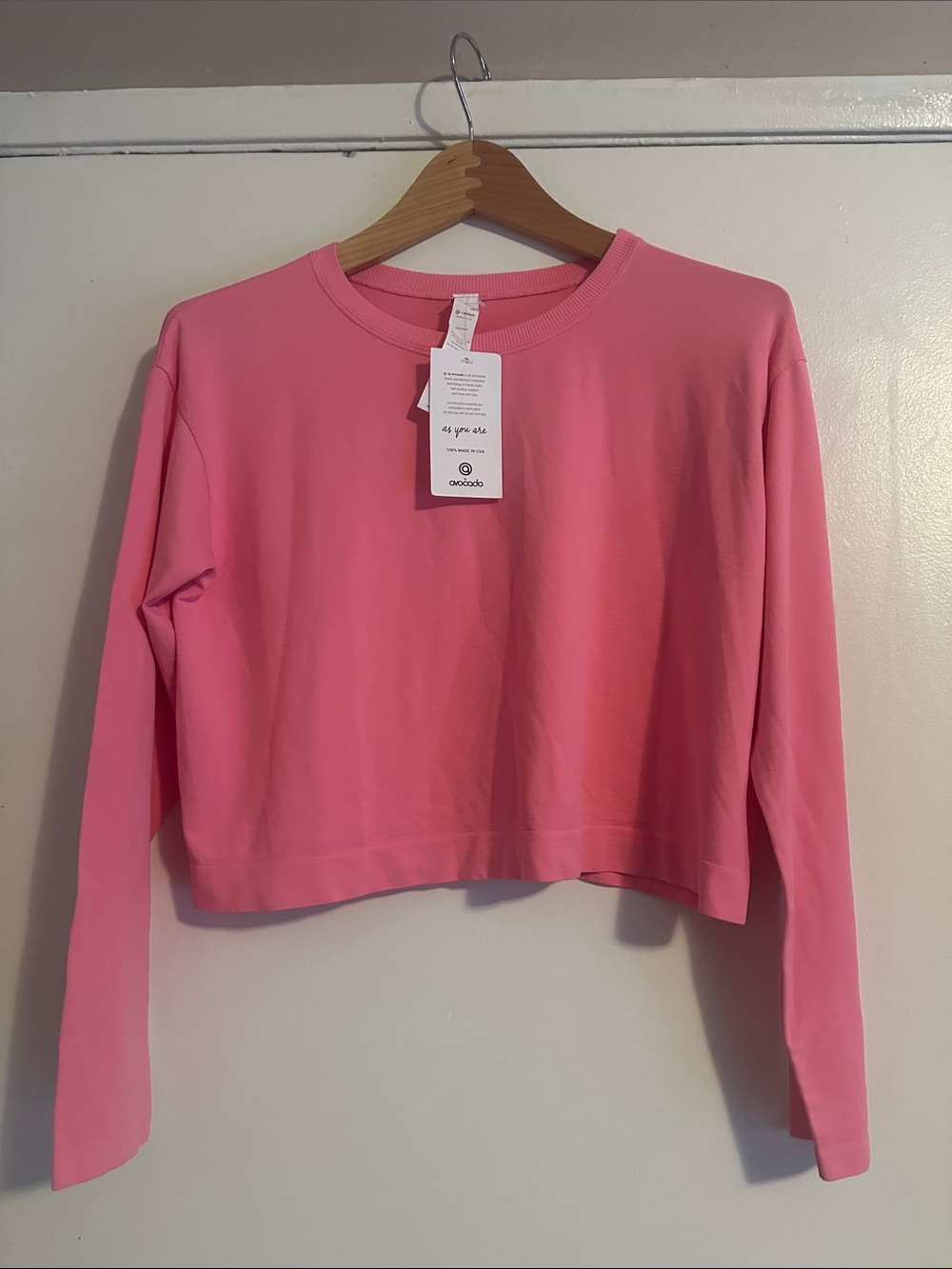 avocado Pink Crewneck long sleeved